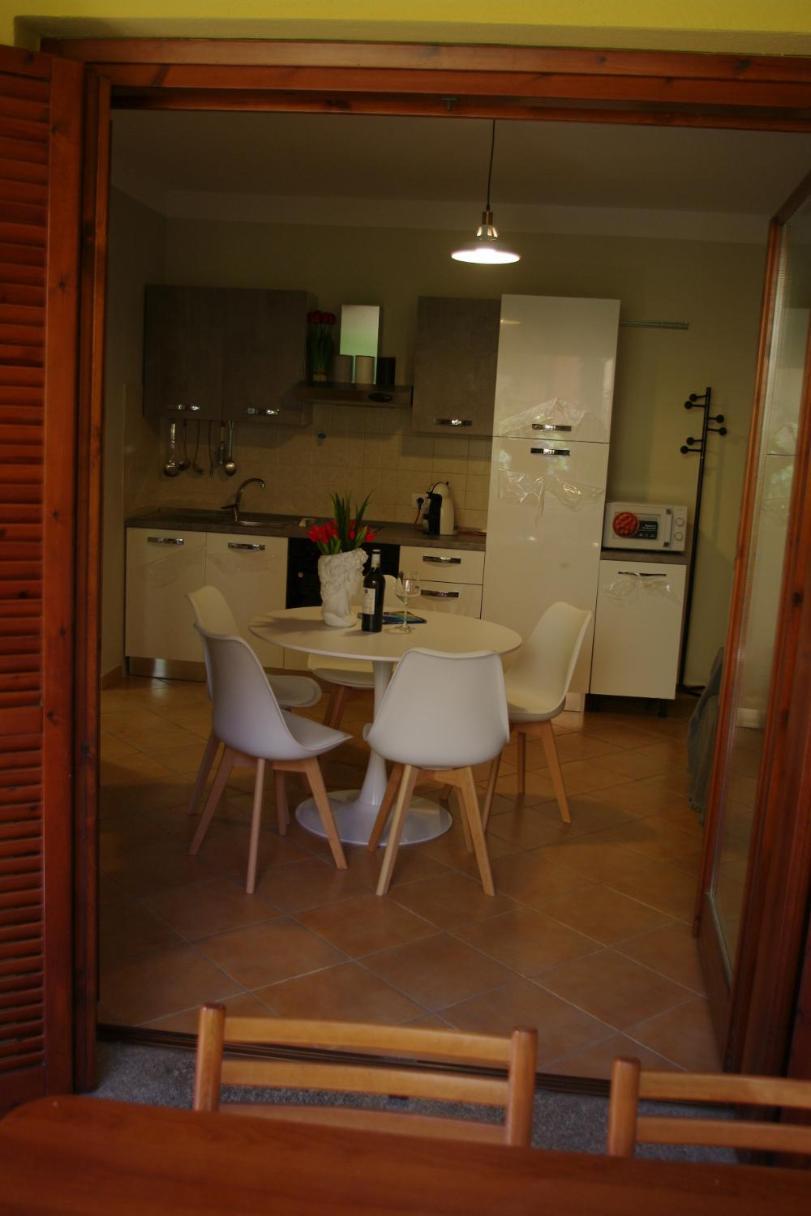 Nest House - Esclusivo Appartamento Marina Di Olbia- Mater Olbia - Beaches - Close To The Airport - Private Parking- Full Comforts - Zewnętrze zdjęcie